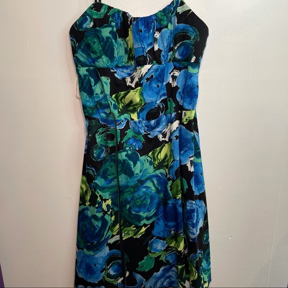 NWT Floral Dress - Picture 1 of 7